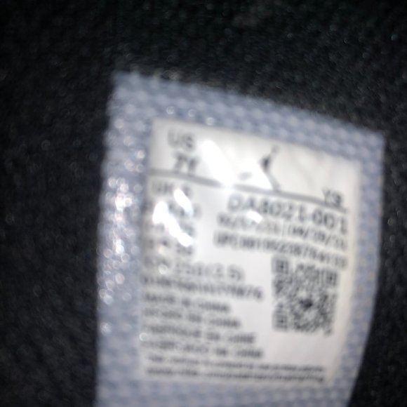 Air Jordans Max Aura 3 GS Black Basketball Shoe Michael Jordans - Picture 7 of 9